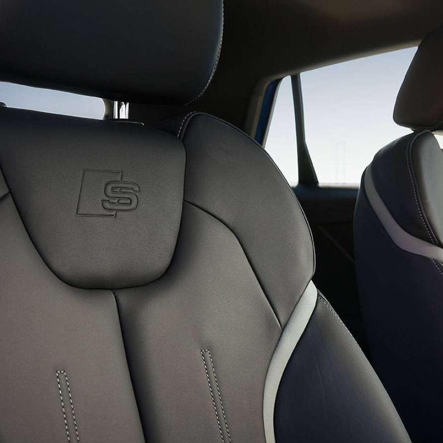 Audi Q2 interior